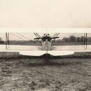 Biplane seen from the rear