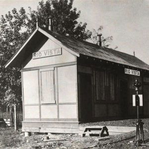 Small wooden building with sign saying "Rio Vista"