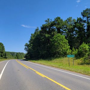 Country road going around the bend